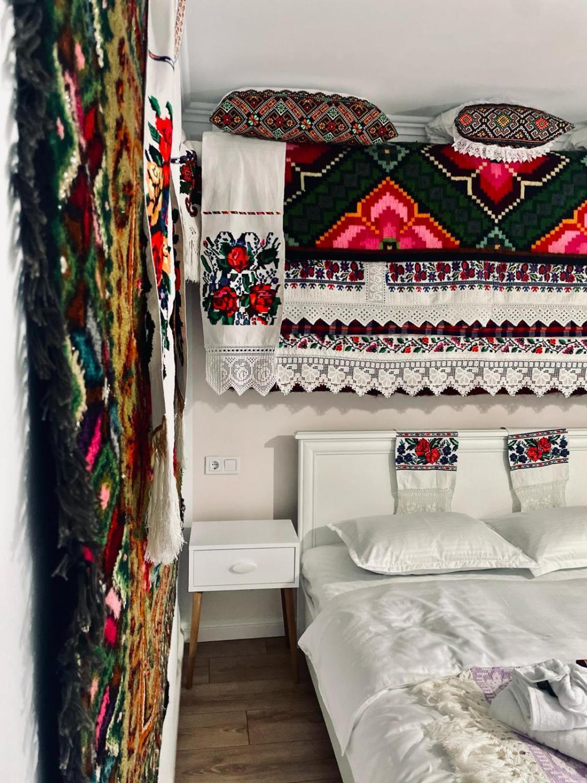 Flori De Tei Maramures Săcel Екстериор снимка
